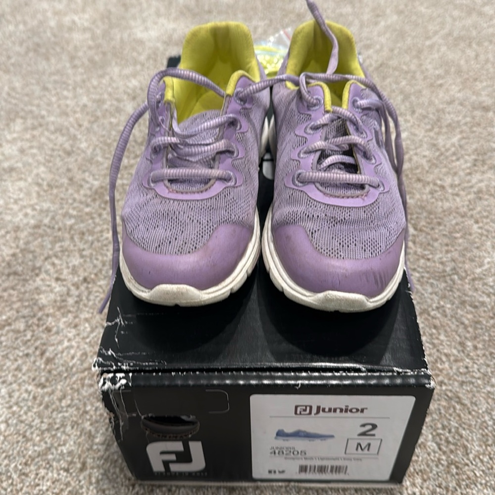 Girls’ Golf shoes. Size 2. Great condition. Foot Joy.